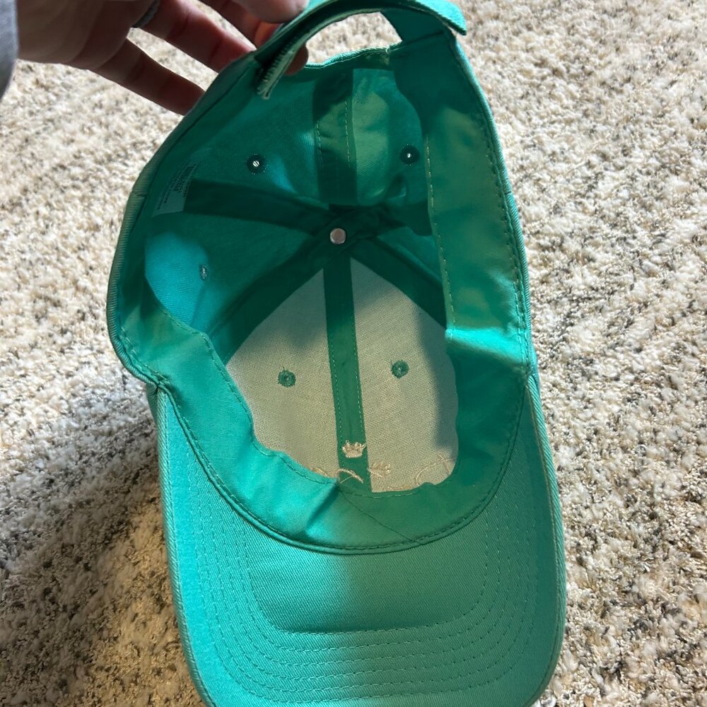"Dog Mom" Baseball Hat! - Picture 2 of 4